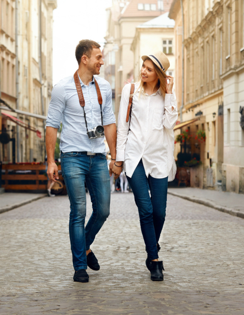 deux touristes rue